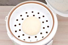 Nồi cơm nắp gài BlueStone 1.8 lít RCB-5525