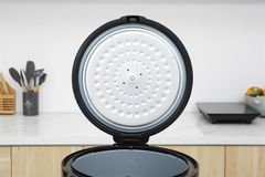 Nồi cơm nắp gài BlueStone 2.8 lít RCB-5538