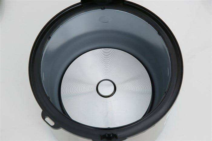 Nồi cơm nắp gài BlueStone 2.8 lít RCB-5538