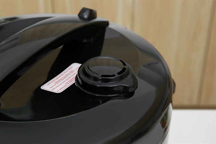 Nồi cơm nắp gài BlueStone 2.8 lít RCB-5538