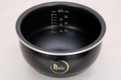 Nồi cơm cao tần BlueStone 1.5 lít RCB-5988