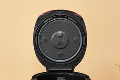 Nồi cơm áp suất cao tần Cuckoo 1.8 lít CRP-HUS1000F