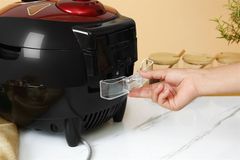 Nồi cơm áp suất cao tần Cuckoo 1.8 lít CRP-HUS1000F