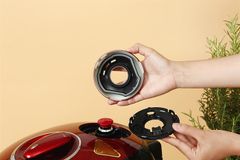Nồi cơm áp suất cao tần Cuckoo 1.8 lít CRP-HUS1000F