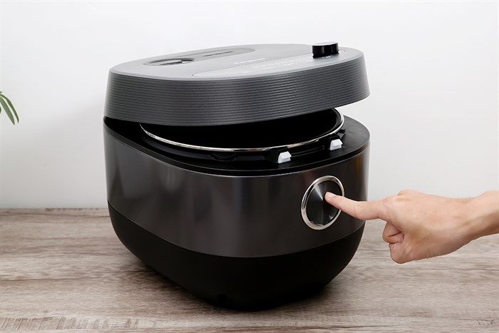 Nồi cơm cao tần Kangaroo 1.8 lít KG18RIH2