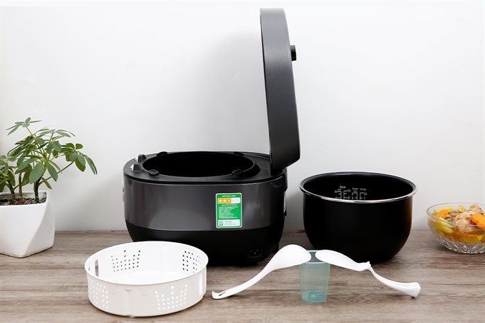 Nồi cơm cao tần Kangaroo 1.8 lít KG18RIH2