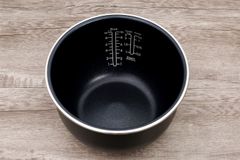 Nồi cơm cao tần Kangaroo 1.8 lít KG18RIH2