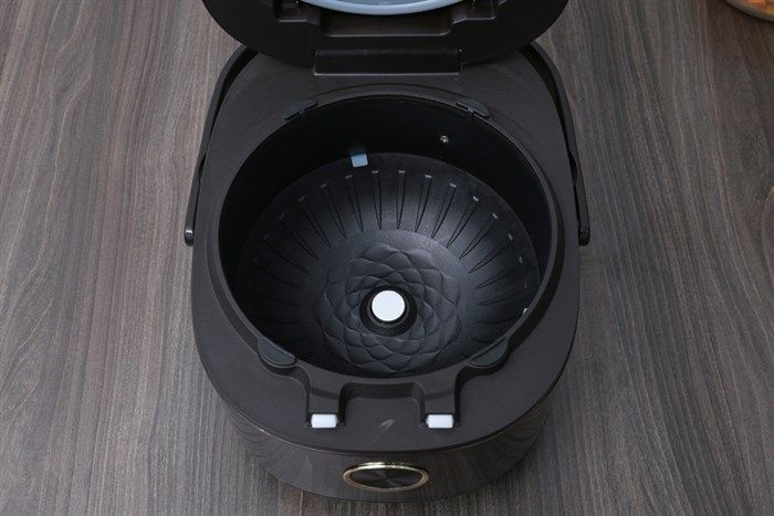 Nồi cơm cao tần Kangaroo 1.8 lít KG599N