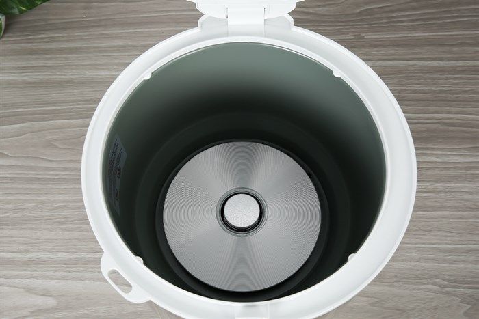 Nồi cơm nắp gài Crystal 1.8 lít JRC-180FE