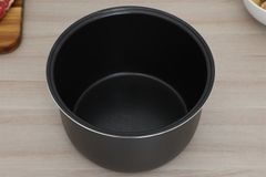 Nồi cơm nắp gài Crystal 3 lít NCG3001