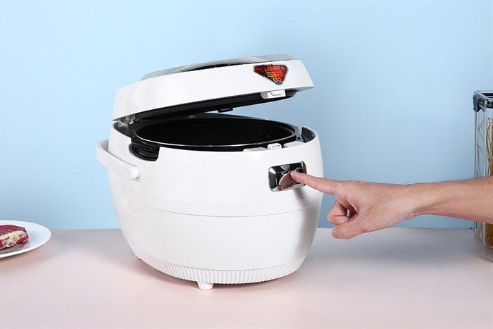Nồi cơm điện tử Cuckoo 1.8 lít CR-1020F