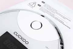 Nồi cơm điện tử Cuckoo 1.8 lít CR-1020F