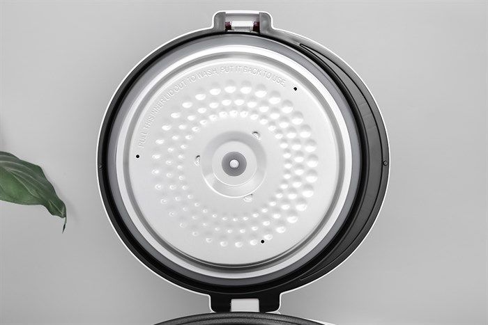 Nồi cơm nắp gài Cuckoo 1.8 lít CR-1081