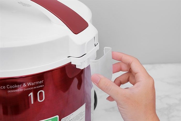 Nồi cơm nắp gài Cuckoo 1.8 lít CR-1081