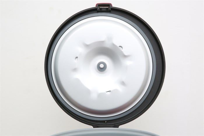 Nồi cơm nắp gài Cuckoo 2 lít CR-1122