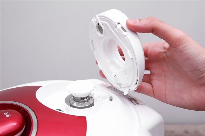 Nồi cơm điện tử áp suất Cuckoo 1.08 lít CRP-N0601F