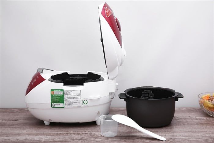 Nồi cơm điện tử áp suất Cuckoo 1.08 lít CRP-N0601F