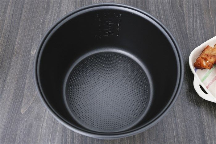 Nồi cơm nắp gài Delites 1.8 lít NCG1805