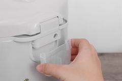 Nồi cơm nắp gài Happycook 3 lít HC-300