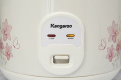Nồi cơm nắp gài Kangaroo 1.2 lít KG12RC1