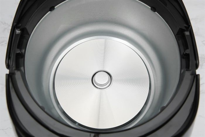 Nồi cơm điện tử Kangaroo 1.8 lít KG18DR8