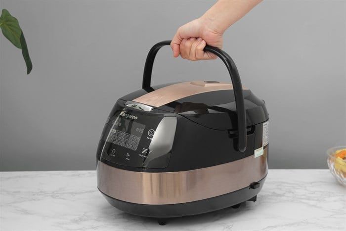 Nồi cơm điện tử Kangaroo 1.8 lít KG18DR8