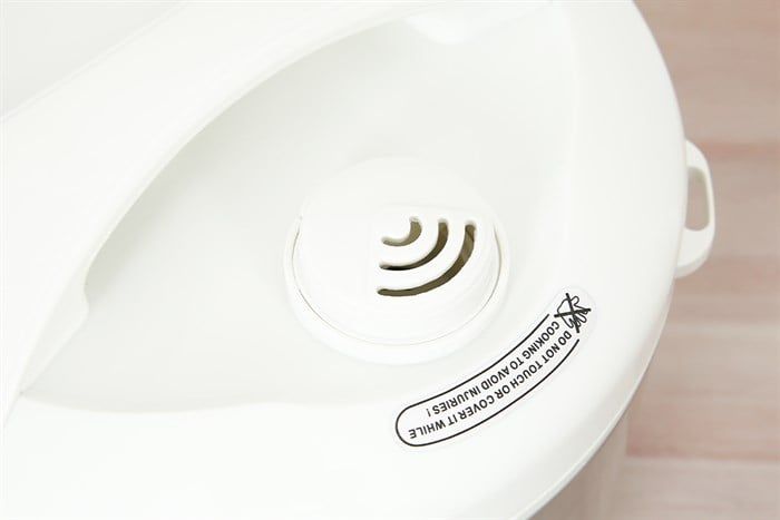 Nồi cơm nắp gài Kangaroo 1.8 lít KG18RC3
