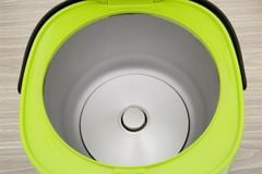 Nồi cơm nắp gài Kangaroo 2.2 lít KG22R1