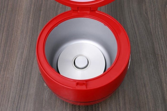 Nồi cơm nắp gài Kangaroo 1.2 lít KG822