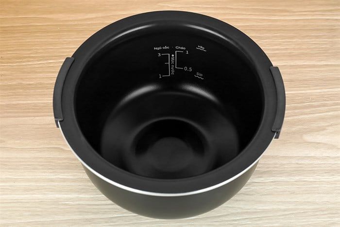 Nồi cơm cao tần Sharp 1.2 lít KS-IH122V-WH