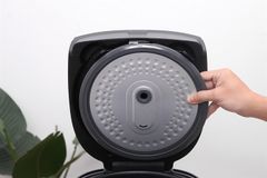 Nồi cơm điện tử Midea 1.8 lít MB-FS5020