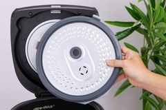 Nồi cơm điện tử Midea 1.8 lít MB-FS5023