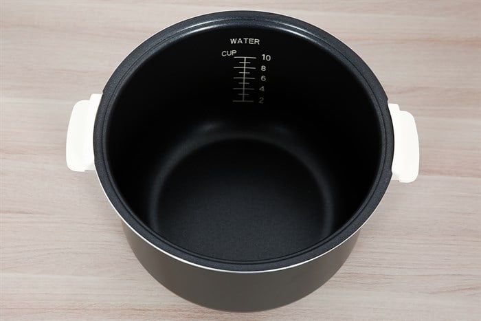 Nồi cơm nắp gài Electrolux 1.8 lít E4RC1-350B