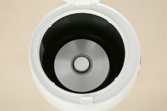 Nồi cơm nắp gài AVA 1 lít JRC-100P