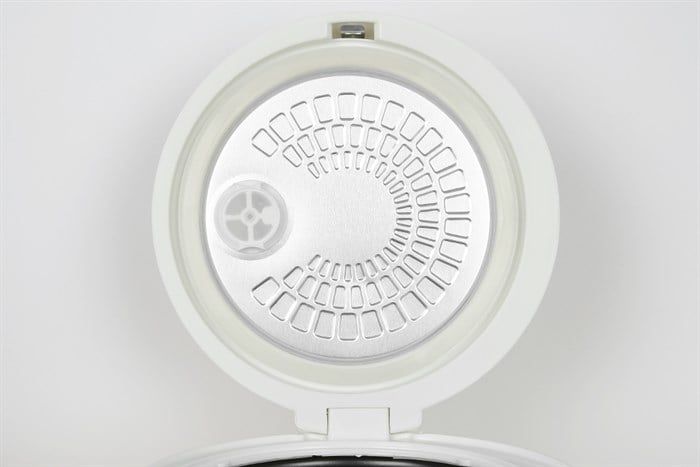 Nồi cơm nắp gài AVA 1 lít JRC-100P