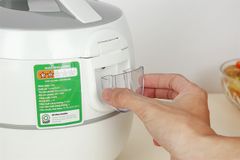 Nồi cơm nắp gài AVA 1 lít JRC-100P