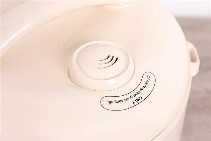 Nồi cơm nắp gài Happycook 1.8 lít HC-180