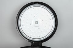 Nồi cơm nắp gài Sunhouse 3 lít SHD8305