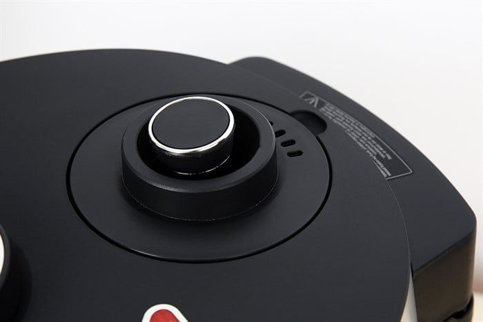 Nồi cơm áp suất cao tần Cuckoo 1.08 lít CRP-LHTR0609F/BKSIVNCV