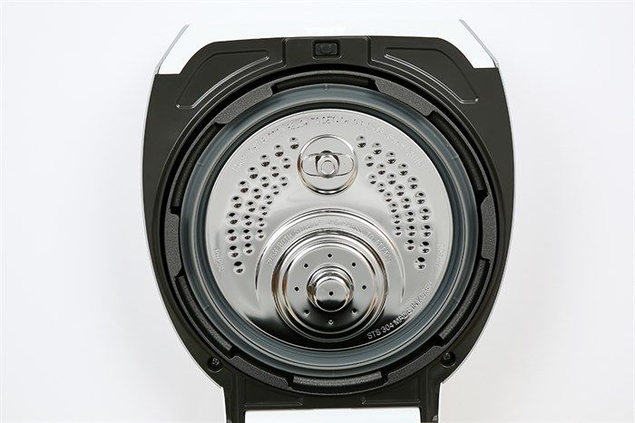 Nồi cơm áp suất cao tần Cuckoo 1.08 lít CRP-LHTR0609F/WHSIVNCV