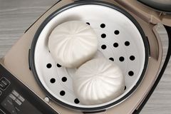 Nồi cơm cao tần Sunhouse Mama 1.8 lít SHD8959