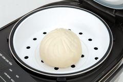 Nồi cơm cao tần Kangaroo 1.5 lít KG15RIH1