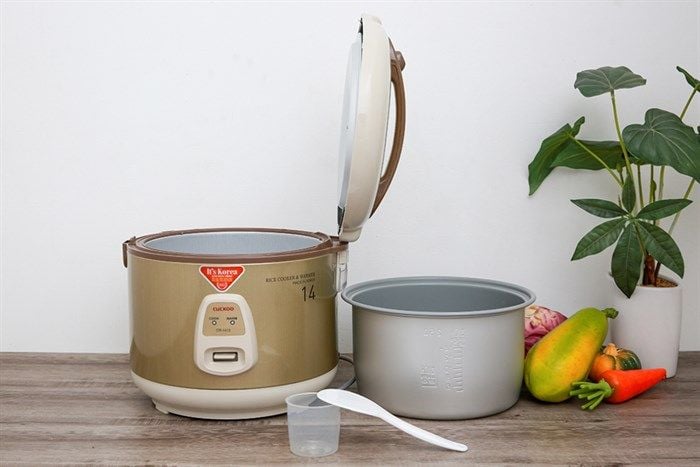 Nồi cơm nắp gài Cuckoo 2.5 lít CR-1413