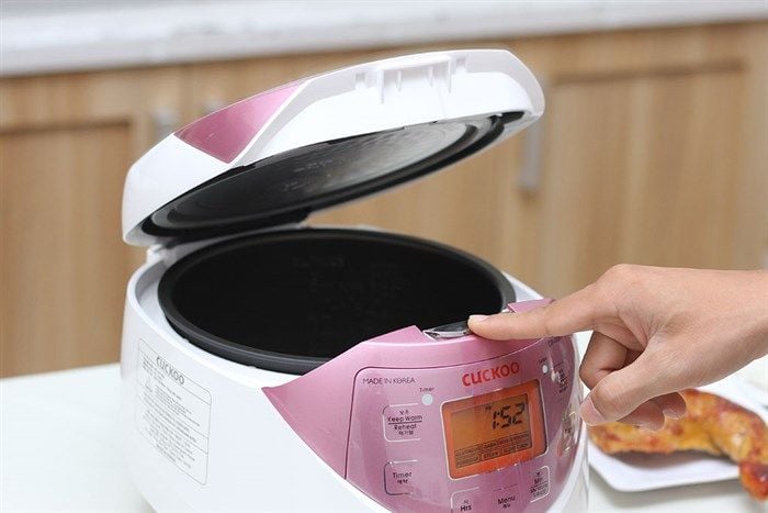 Nồi cơm điện tử Cuckoo 1 lít CR- 0631F