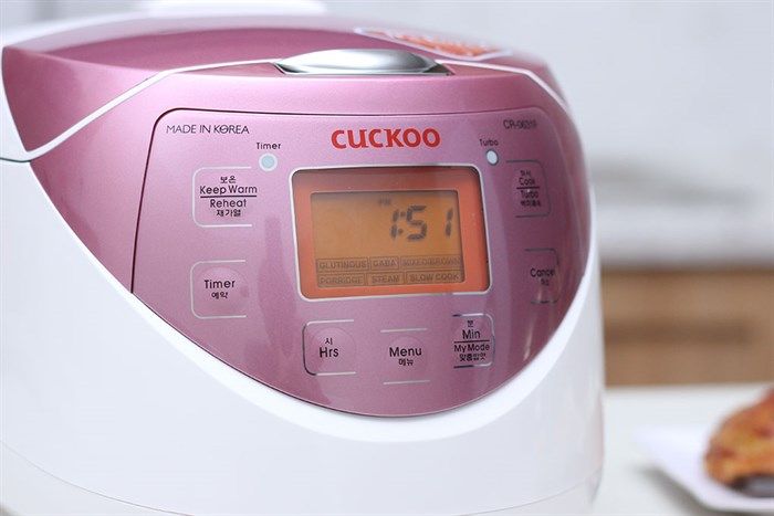 Nồi cơm điện tử Cuckoo 1 lít CR- 0631F