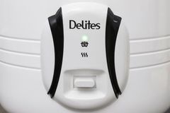 Nồi cơm nắp rời Delites 1.5 lít NCR1502
