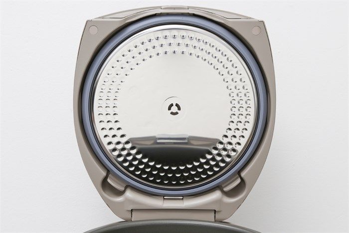 Nồi cơm cao tần Toshiba 1.8 lít RC-18RH(CG)VN