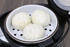 Nồi cơm điện tử Kangaroo 1.8 lít KG595