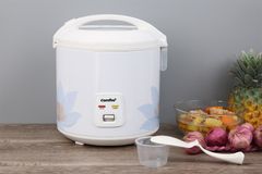 Nồi cơm nắp gài Comfee 2.2 lít CR-CM2220(C)
