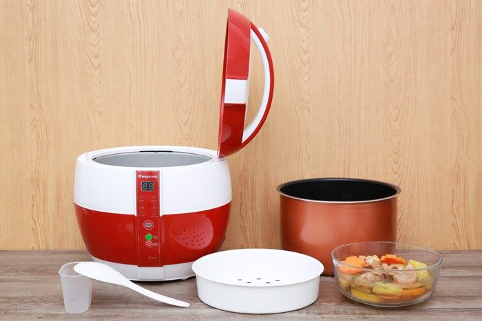 Nồi cơm nắp gài Kangaroo 1.8 lít KG835